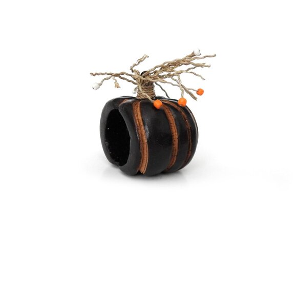 Carved Wood Pumpkin Napkin Rings Set of 8 Pier 1 Imports Beads - Picture 5 of 8